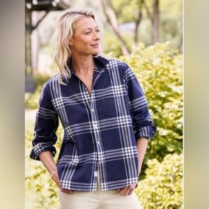 Frank & Eileen Navy Flannel “Eileen”  Med. EUC